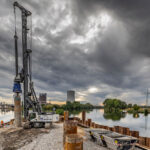 La LB 45 de Liebherr participa en los trabajos de renovación de la autopista A6 que une Praga y París